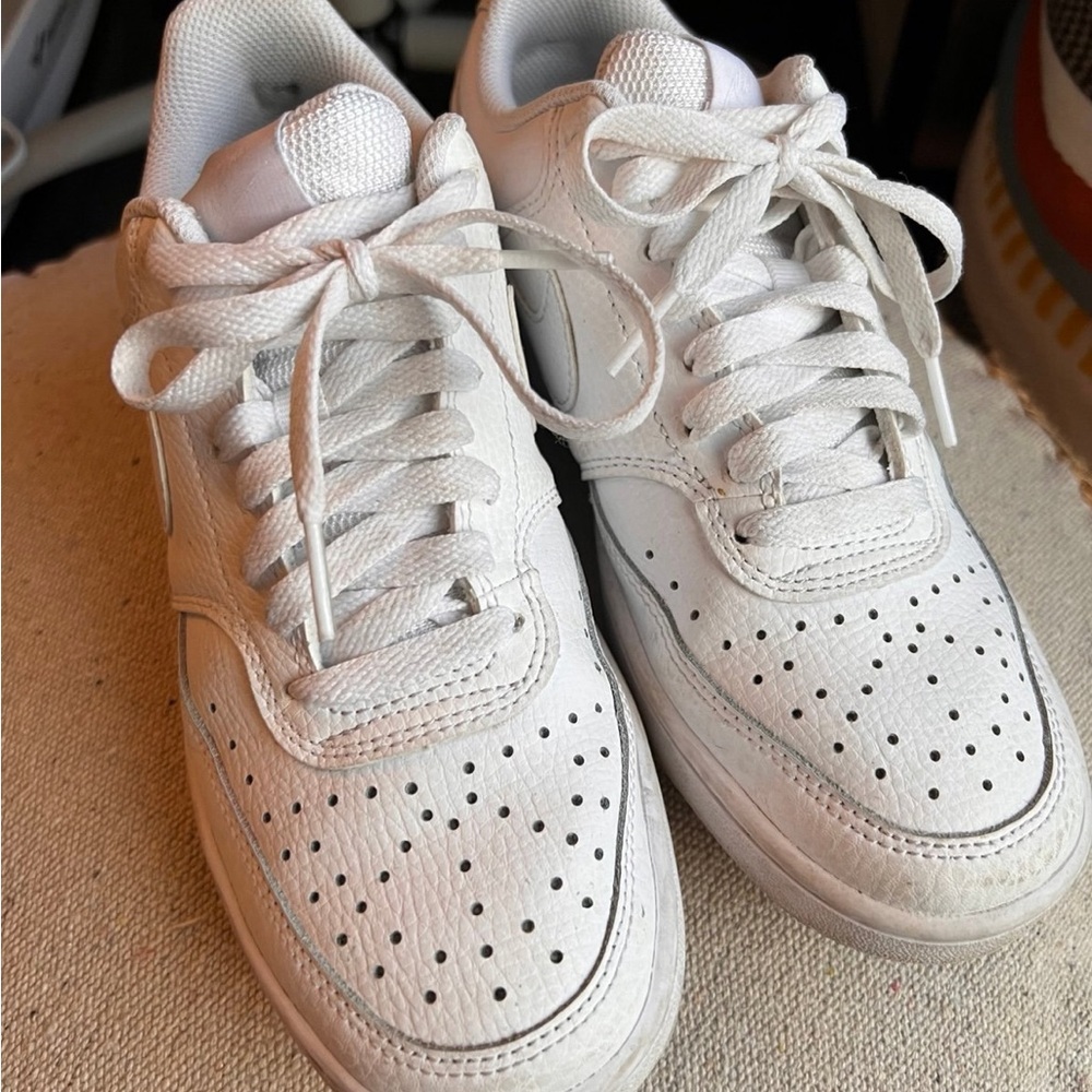 Nike Court Vision Low